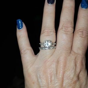 Wedding rings NWOT